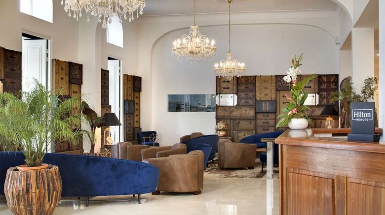 <b>Grand Hotel des Sablettes Plage, Curio Lobby</b>. Images powered by <a href="https://iceportal.shijigroup.com/" title="IcePortal" target="_blank">IcePortal</a>.