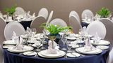 <b>DoubleTree by Hilton Toronto Airport Restaurant</b>. Images powered by <a href="https://iceportal.shijigroup.com/" title="IcePortal" target="_blank">IcePortal</a>.
