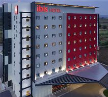 Ibis Irapuato Exterior