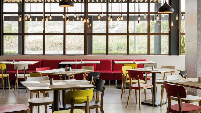 <b>Ibis Irapuato Restaurant</b>. Images powered by <a href="https://iceportal.shijigroup.com/" title="IcePortal" target="_blank">IcePortal</a>.