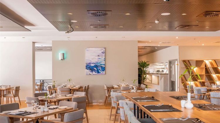 Mercure Suites Barsha Heights Restaurant