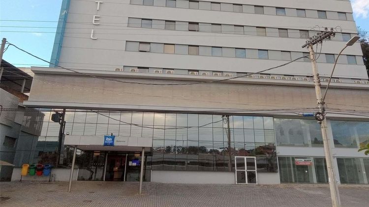 Ibis Budget Barbacena Exterior
