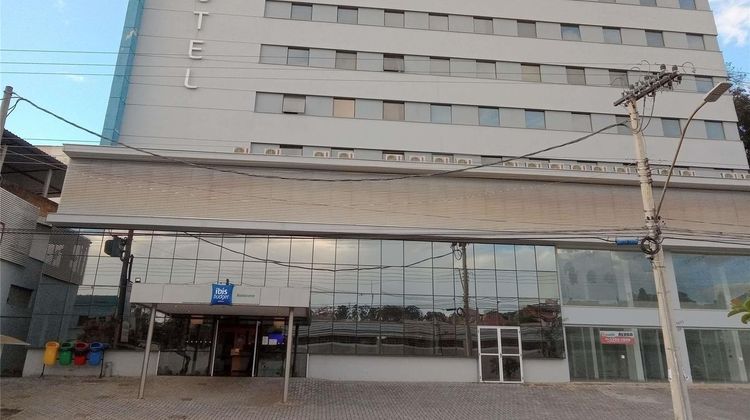 Ibis Budget Barbacena Exterior