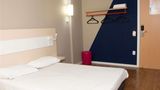 <b>Ibis Budget Manhuacu Room</b>. Images powered by <a href="https://iceportal.shijigroup.com/" title="IcePortal" target="_blank">IcePortal</a>.