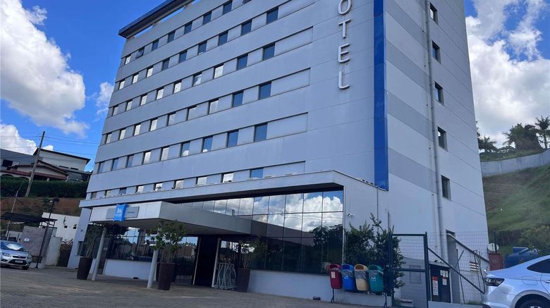 <b>Ibis Budget Manhuacu Exterior</b>. Images powered by <a href="https://iceportal.shijigroup.com/" title="IcePortal" target="_blank">IcePortal</a>.