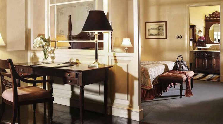 Hotel Majapahit Suite