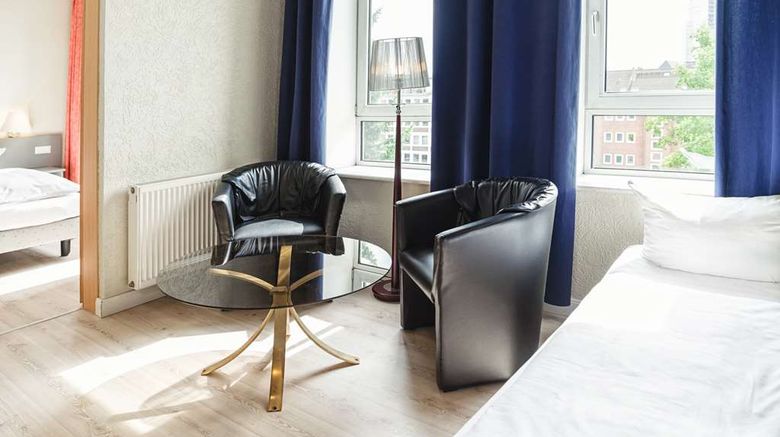 <b>Hotel City Kiel by Premiere Classe Suite</b>. Images powered by <a href="https://iceportal.shijigroup.com/" title="IcePortal" target="_blank">IcePortal</a>.