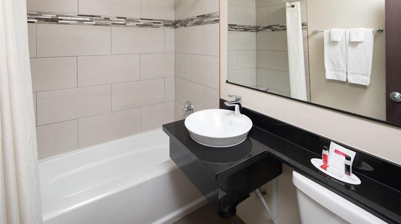 <b>Days Inn Super Star Inn & Suites Room</b>. Images powered by <a href="https://iceportal.shijigroup.com/" title="IcePortal" target="_blank">IcePortal</a>.