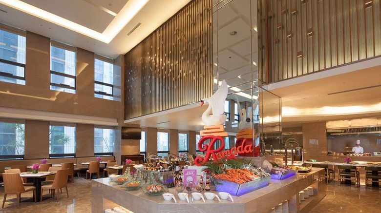 <b>Ramada by Wyndham Jinan Restaurant</b>. Images powered by <a href="https://iceportal.shijigroup.com/" title="IcePortal" target="_blank">IcePortal</a>.