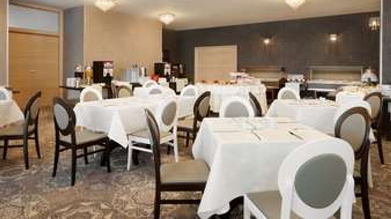 <b>Ramada Constanta Restaurant</b>. Images powered by <a href="https://iceportal.shijigroup.com/" title="IcePortal" target="_blank">IcePortal</a>.