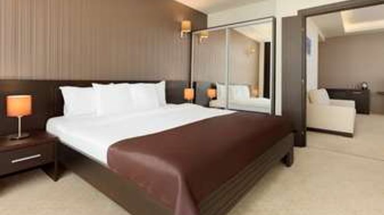 <b>Ramada Constanta Suite</b>. Images powered by <a href="https://iceportal.shijigroup.com/" title="IcePortal" target="_blank">IcePortal</a>.