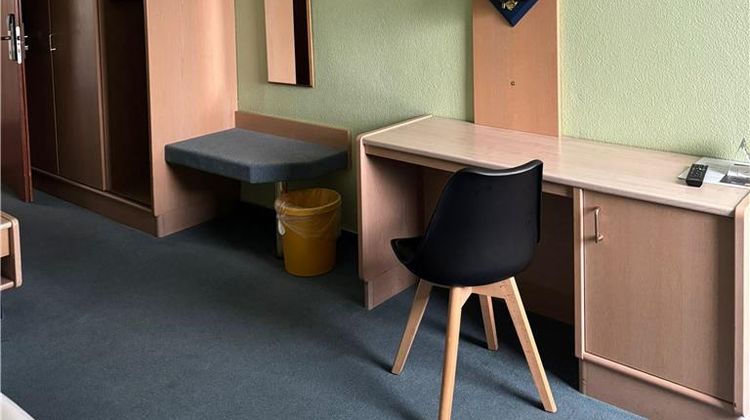 Hotel Hannover Airport by PremiereClasse Room