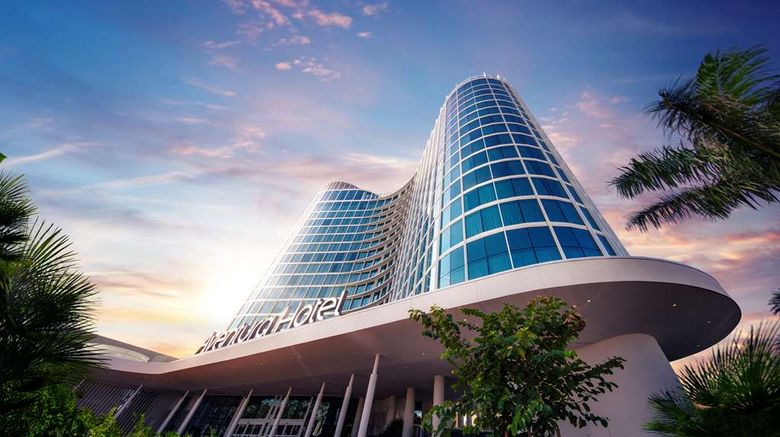 <b>Universal's Aventura Hotel Exterior</b>. Images powered by <a href="https://iceportal.shijigroup.com/" title="IcePortal" target="_blank">IcePortal</a>.
