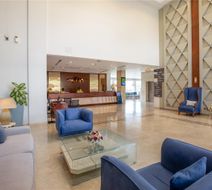 Golden Tulip Canaan Kampala Lobby