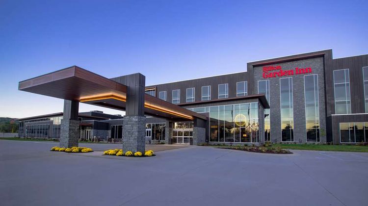 Hilton Garden Inn Wausau Exterior