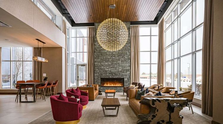 Hilton Garden Inn Wausau Lobby