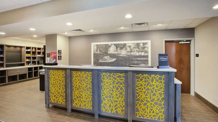 Hampton Inn & Suites SW, Sioux Falls Lobby