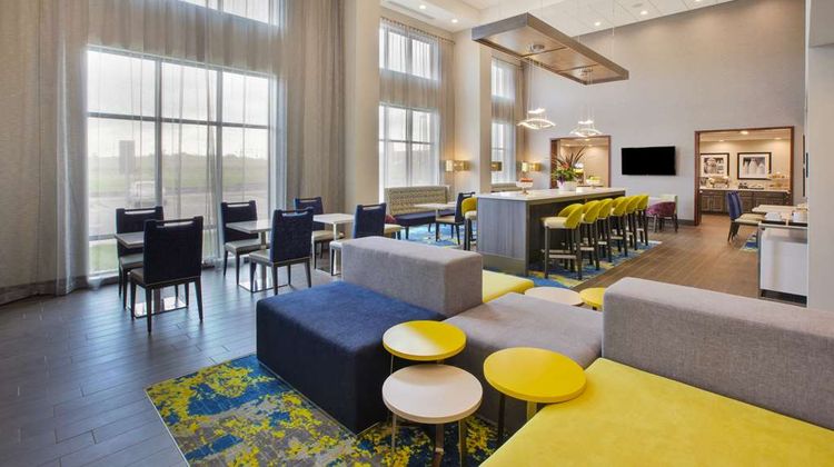 Hampton Inn & Suites SW, Sioux Falls Lobby