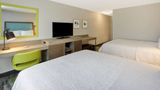 <b>Hampton Inn & Suites SW, Sioux Falls Room</b>. Images powered by <a href="https://iceportal.shijigroup.com/" title="IcePortal" target="_blank">IcePortal</a>.