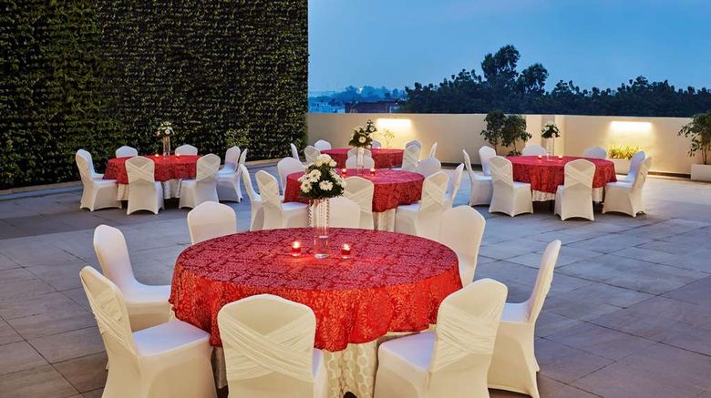 <b>Hilton Garden Inn Lucknow Exterior</b>. Images powered by <a href="https://iceportal.shijigroup.com/" title="IcePortal" target="_blank">IcePortal</a>.
