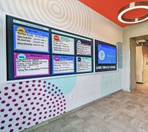 Tru By Hilton Portland Airport Area Lobby