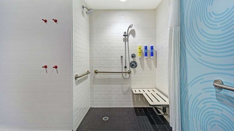 <b>Tru By Hilton Portland Airport Area Room</b>. Images powered by <a href="https://iceportal.shijigroup.com/" title="IcePortal" target="_blank">IcePortal</a>.