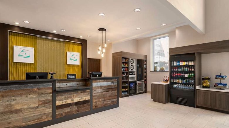 <b>Hilton Garden Inn San Antonio Downtown Lobby</b>. Images powered by <a href="https://iceportal.shijigroup.com/" title="IcePortal" target="_blank">IcePortal</a>.