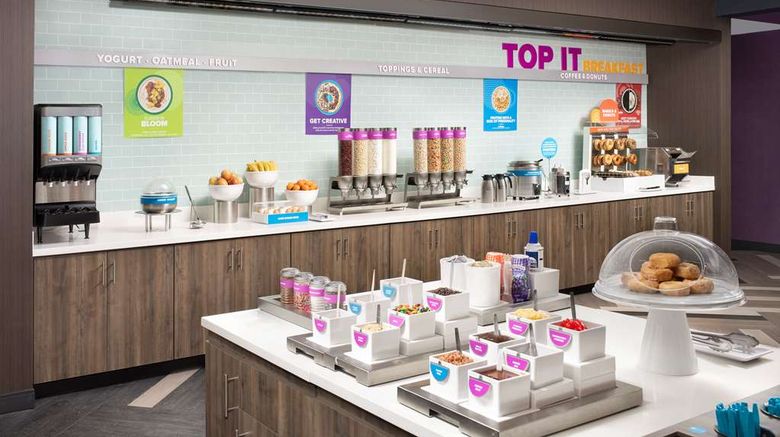 <b>Tru by Hilton Tallahassee Central Restaurant</b>. Images powered by <a href="https://iceportal.shijigroup.com/" title="IcePortal" target="_blank">IcePortal</a>.