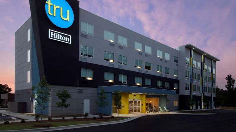 <b>Tru by Hilton Tallahassee Central Exterior</b>. Images powered by <a href="https://iceportal.shijigroup.com/" title="IcePortal" target="_blank">IcePortal</a>.