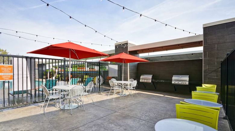 <b>Home2 Suites by Hilton Hanford Lemoore Exterior</b>. Images powered by <a href="https://iceportal.shijigroup.com/" title="IcePortal" target="_blank">IcePortal</a>.
