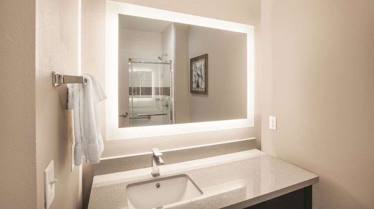 La Quinta Inn & Suites Kingsville Room