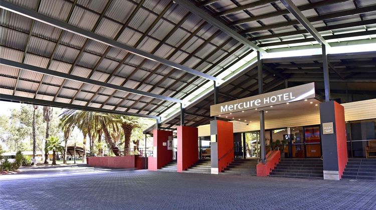 Mercure Alice Springs Resort Exterior