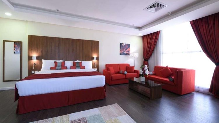 Ramada Encore Kuwait Downtown Suite