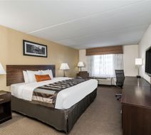 Wingate by Wyndham Bowling Green Room