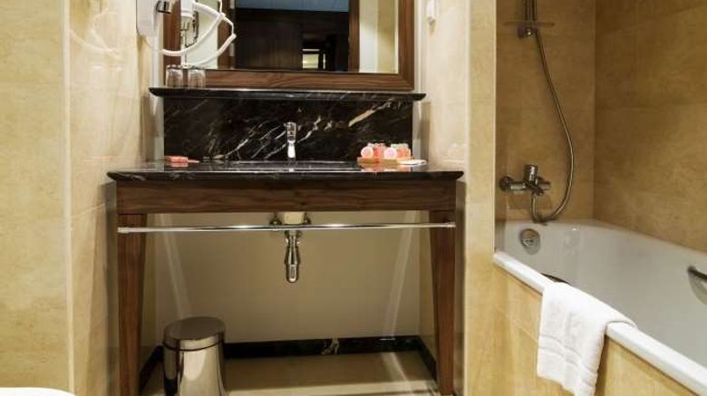 <b>Airport Hotel Okecie Room</b>. Images powered by <a href="https://iceportal.shijigroup.com/" title="IcePortal" target="_blank">IcePortal</a>.