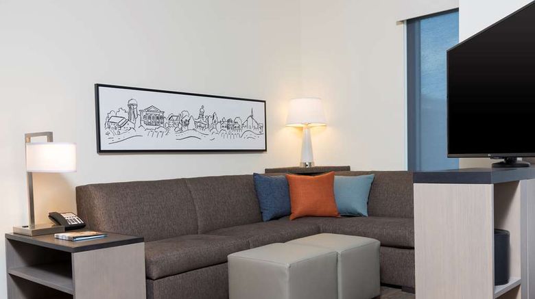 <b>Hyatt House Austin/Downtown Suite</b>. Images powered by <a href="https://iceportal.shijigroup.com/" title="IcePortal" target="_blank">IcePortal</a>.