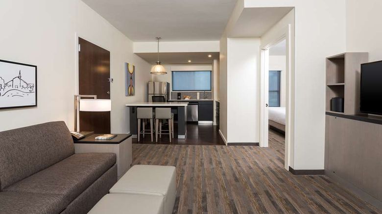 <b>Hyatt House Austin/Downtown Suite</b>. Images powered by <a href="https://iceportal.shijigroup.com/" title="IcePortal" target="_blank">IcePortal</a>.