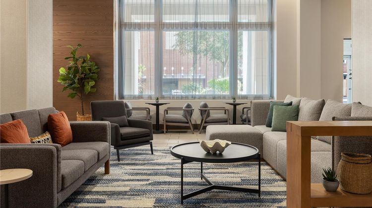 Hyatt House Charleston/Historic District Lobby