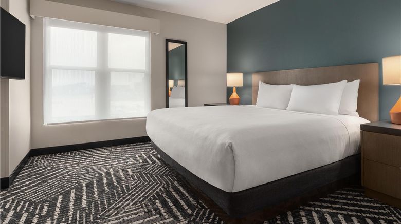 <b>Hyatt House Charleston/Historic District Suite</b>. Images powered by <a href="https://iceportal.shijigroup.com/" title="IcePortal" target="_blank">IcePortal</a>.