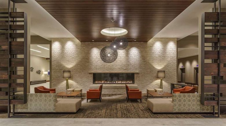 <b>Hyatt Regency Aurora-Denver Lobby</b>. Images powered by <a href="https://iceportal.shijigroup.com/" title="IcePortal" target="_blank">IcePortal</a>.
