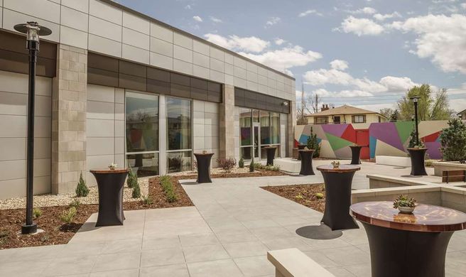 Hyatt Regency Denver Anschutz Medical Campus Exterior