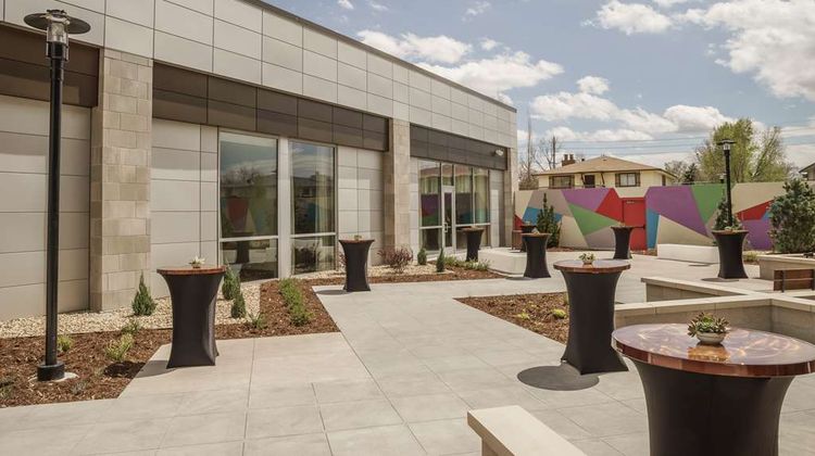 Hyatt Regency Denver Anschutz Medical Campus Exterior