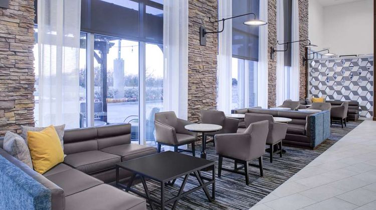 Hyatt Place Dallas/The Colony Lobby