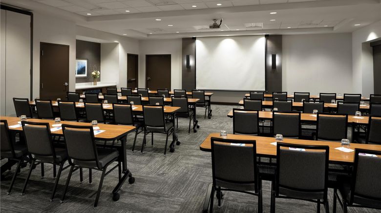 <b>Hyatt Place Biloxi Meeting</b>. Images powered by <a href="https://iceportal.shijigroup.com/" title="IcePortal" target="_blank">IcePortal</a>.
