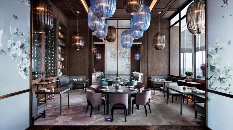 <b>Park Hyatt Hangzhou Restaurant</b>. Images powered by <a href="https://iceportal.shijigroup.com/" title="IcePortal" target="_blank">IcePortal</a>.