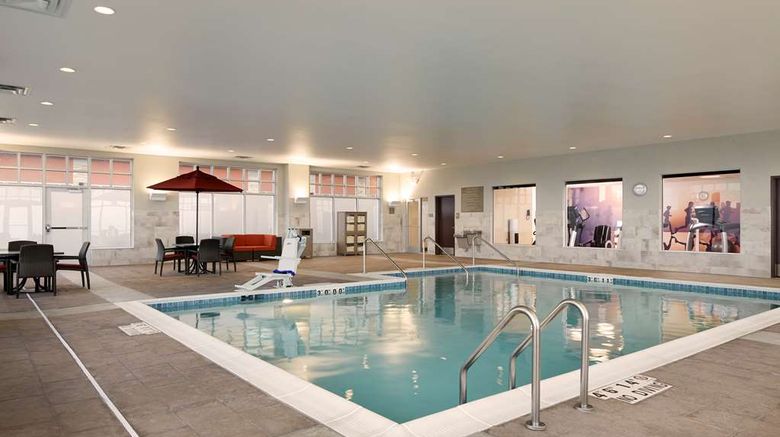 <b>Hyatt Place Madison/Verona Pool</b>. Images powered by <a href="https://iceportal.shijigroup.com/" title="IcePortal" target="_blank">IcePortal</a>.