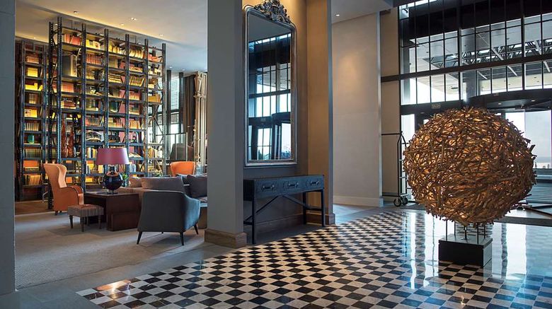 <b>Hyatt Centric Montevideo Lobby</b>. Images powered by <a href="https://iceportal.shijigroup.com/" title="IcePortal" target="_blank">IcePortal</a>.