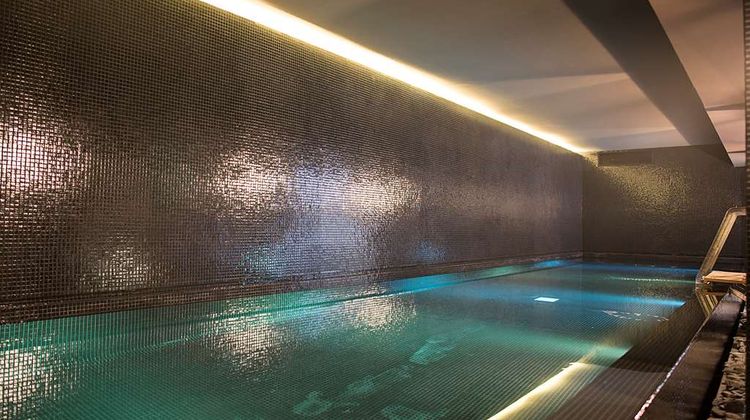 Hyatt Centric Montevideo Pool