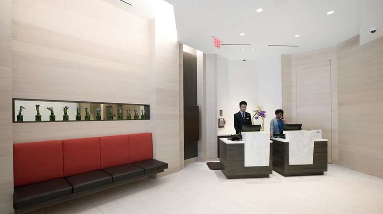 <b>Hyatt House New York/Chelsea Lobby</b>. Images powered by <a href="https://iceportal.shijigroup.com/" title="IcePortal" target="_blank">IcePortal</a>.
