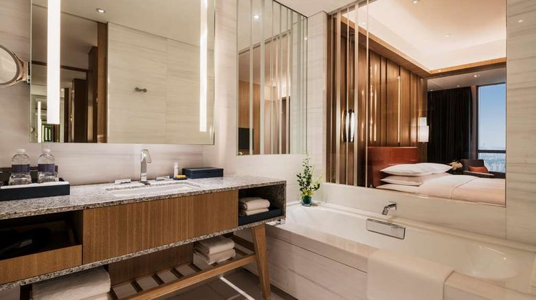 <b>Hyatt Regency Shanghai Wujiaochang Room</b>. Images powered by <a href="https://iceportal.shijigroup.com/" title="IcePortal" target="_blank">IcePortal</a>.